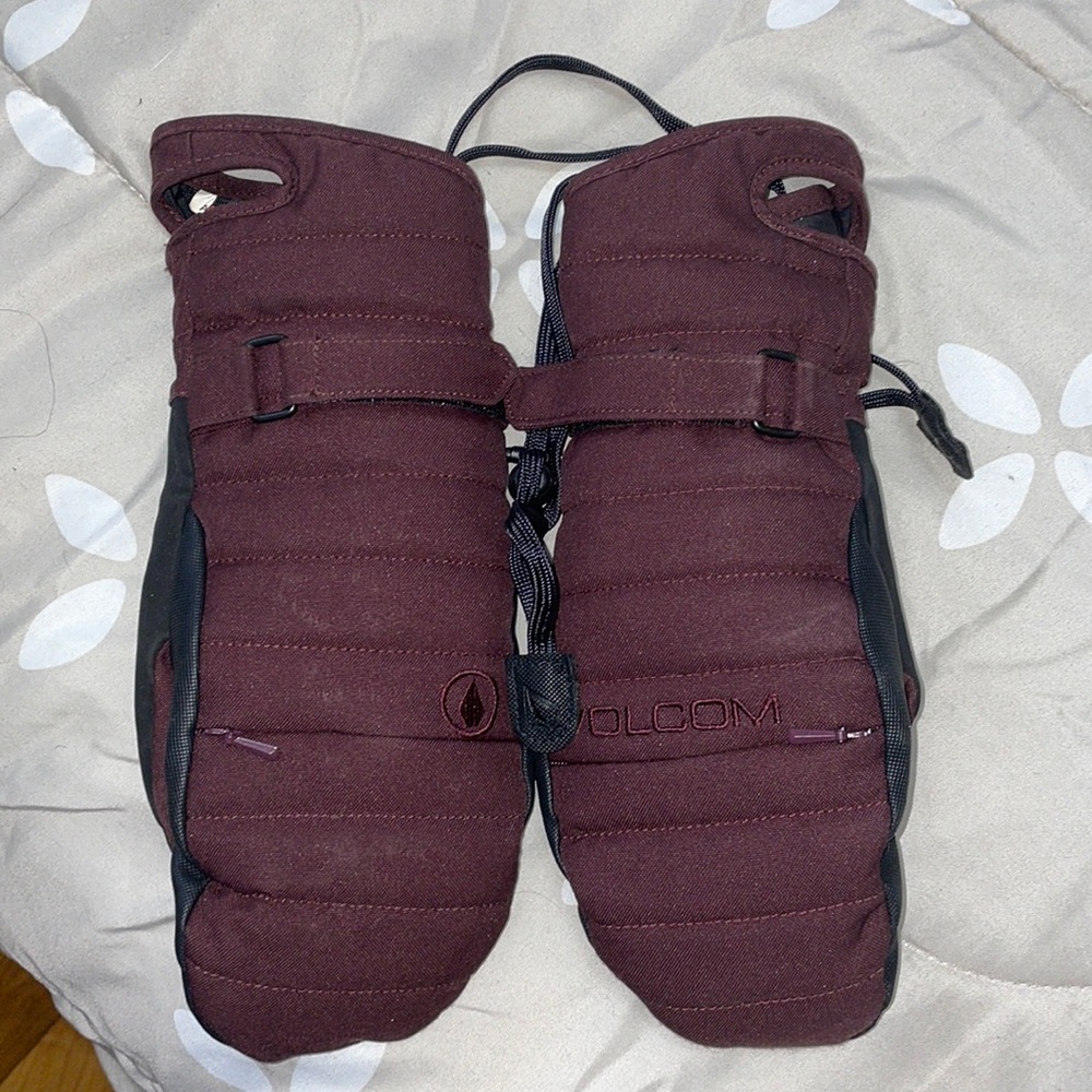 Volcom snow gloves